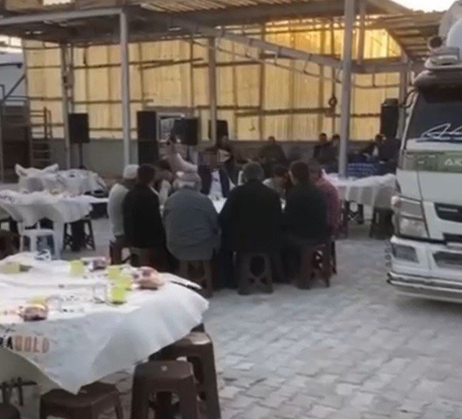 Konya'da skandala imza attılar! Biri tehlike saçtı diğeri de tüy dikti