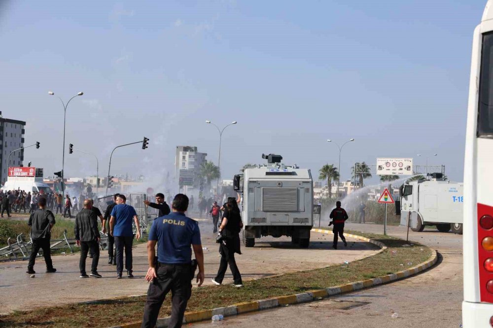 Gazze'ye destek protestosu yarıda kesildi! İHH Başkanı Yıldırım'dan İncirlik'teki provokasyona tepki
