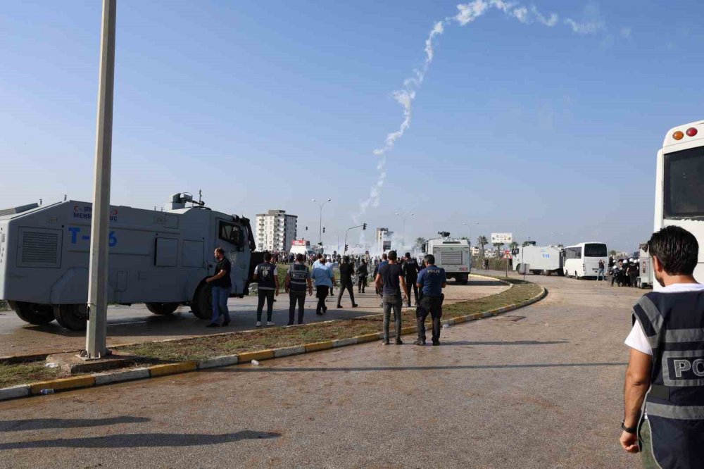 Gazze'ye destek protestosu yarıda kesildi! İHH Başkanı Yıldırım'dan İncirlik'teki provokasyona tepki