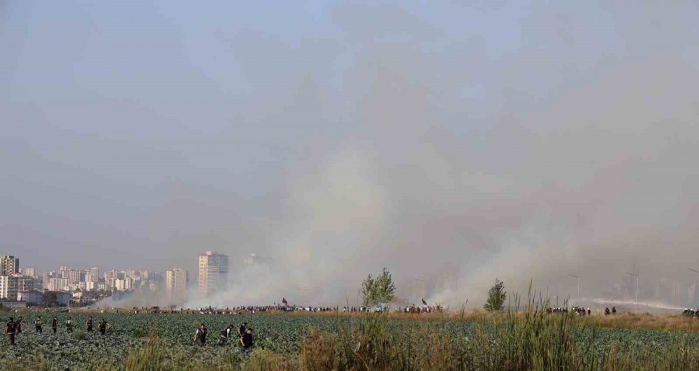 Gazze'ye destek protestosu yarıda kesildi! İHH Başkanı Yıldırım'dan İncirlik'teki provokasyona tepki