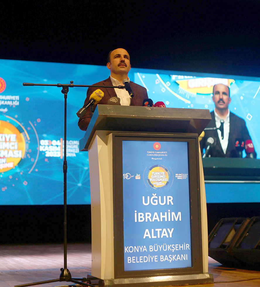 ugur-ibrahim-altay.jpg