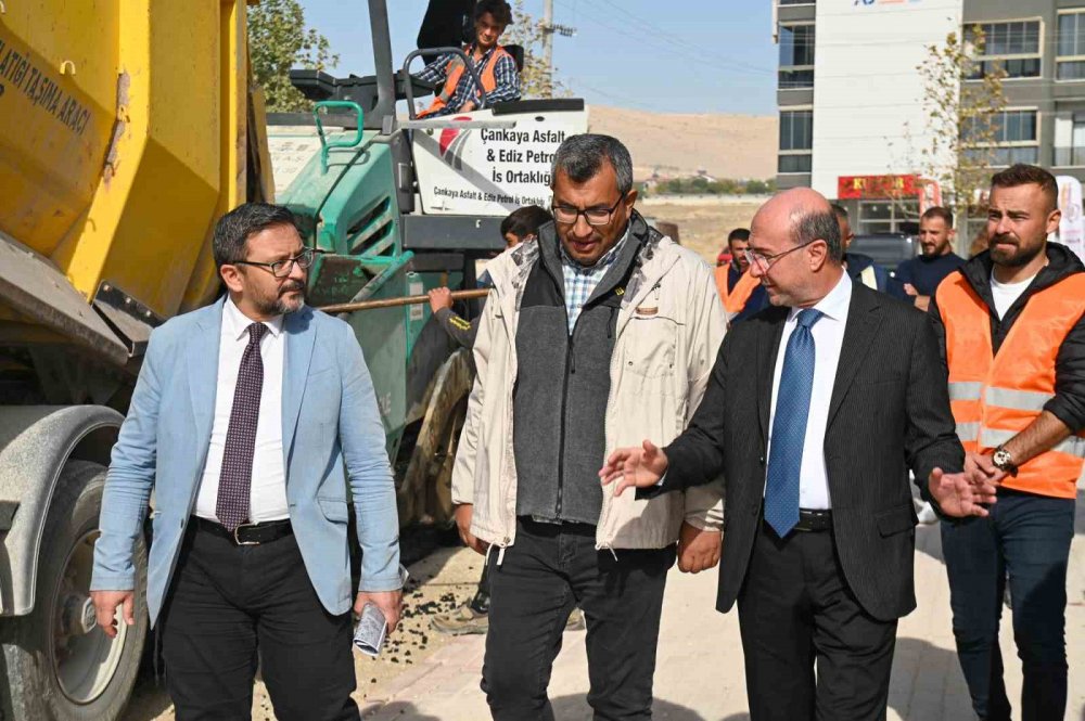 Türkiye'nin metropol ilçelerinden olan Selçuklu'ya 100 bin ton asfalt