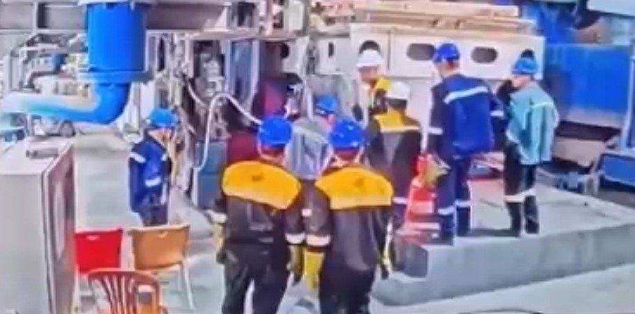 Tosyalı Demir Çelik Fabrikası’ndaki patlamada hayatını kaybeden işçi son yolculuğuna uğurlandı