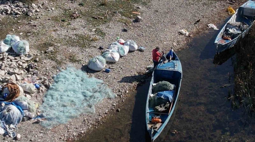 Beyşehir Gölü’nde boy sınırına uymayan balıkçılara ceza