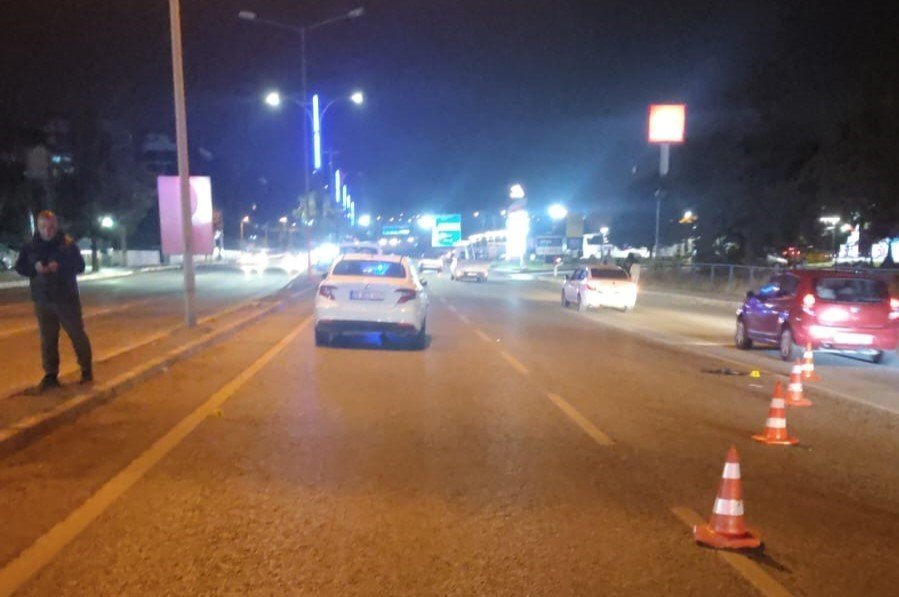 İzmir’de otomobilin çarptığı Rabia Yavaş hastanede hayatını kaybetti