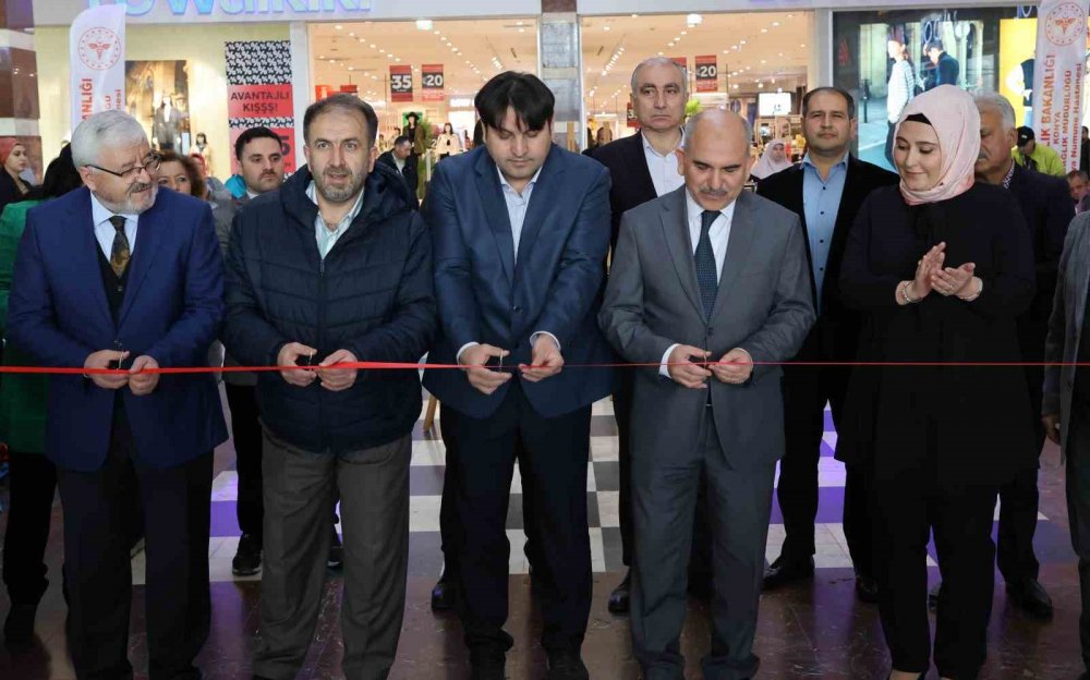 Konya Numune Hastanesi danışanlarının hazırladığı sergi açıldı