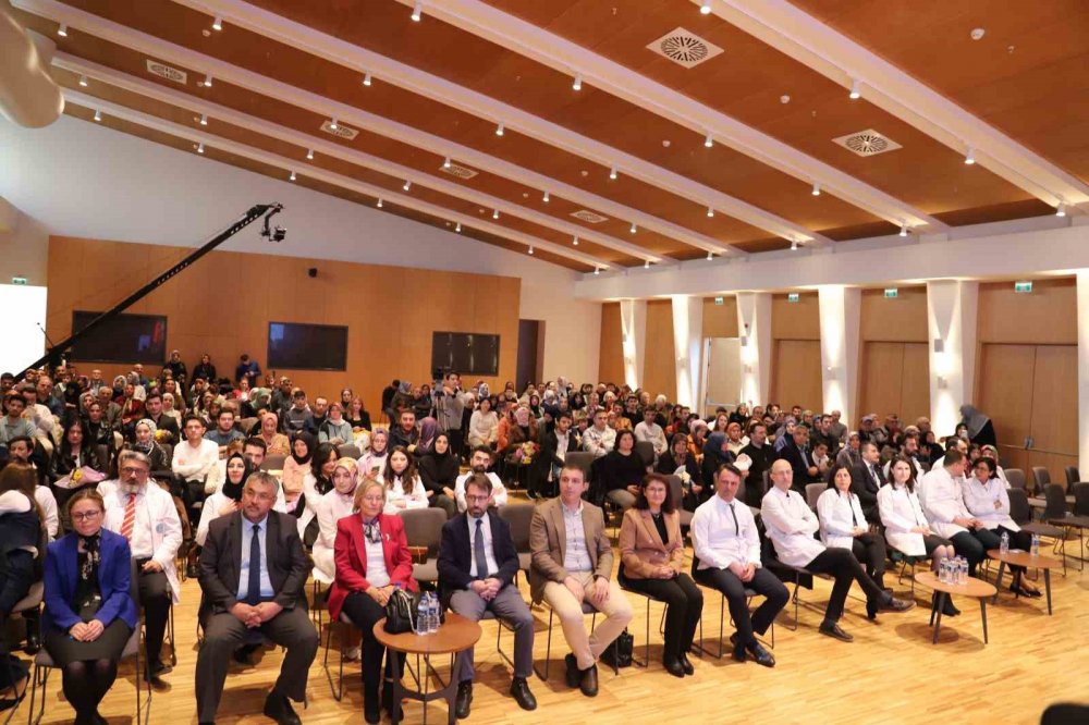Konya NEÜ’de geleceğin diş hekimleri beyaz önlüklerini giydi