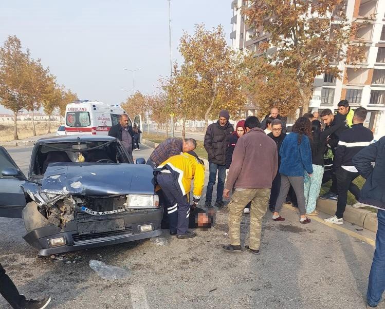 Feci kaza! 1 yaşındaki Neşe bebek hayatını kaybetti, 2 yaralı