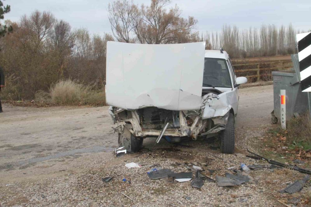 Konya’da kaza yapan araç dere yatağına düştü! Çok sayıda yaralı var
