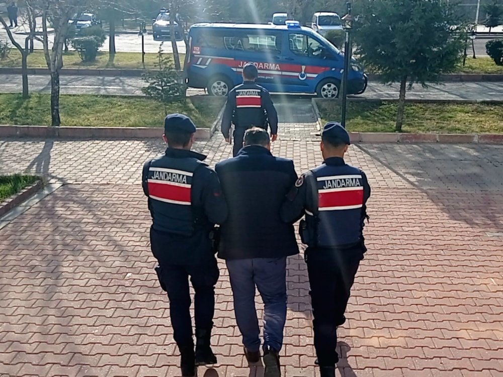 Mühimmat deposu mu, evin banyosu mu? Jandarma 6 gün takip etti