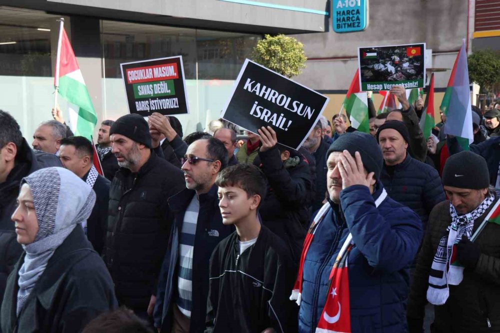 STK'lar ve vatandaştan İsrail’i kınama! Filistin’e destek yürüyüşü