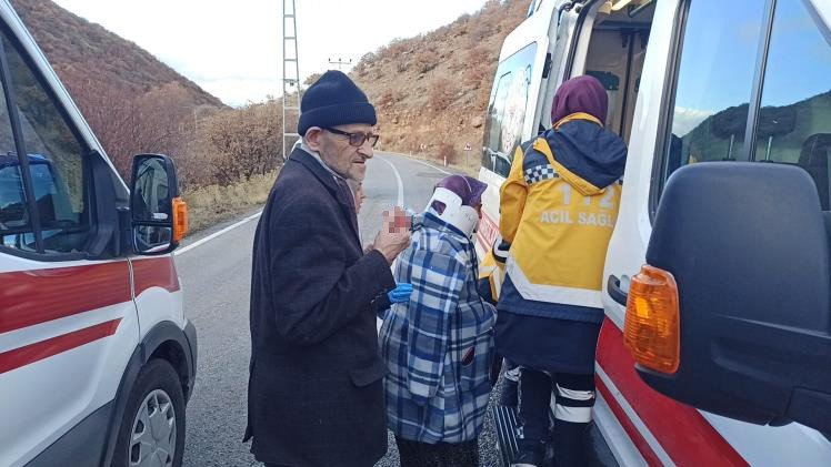 Kendi imkanlarıyla araçtan çıktı: Telefonu çekmeyen kazazede 3 kilometre yürüdü