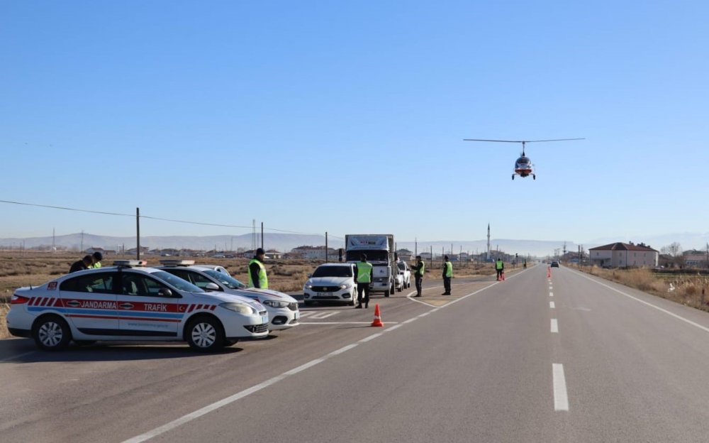 Aksaray İl Jandarması, Havadan Cayrokopter ile Trafik Denetiminde
