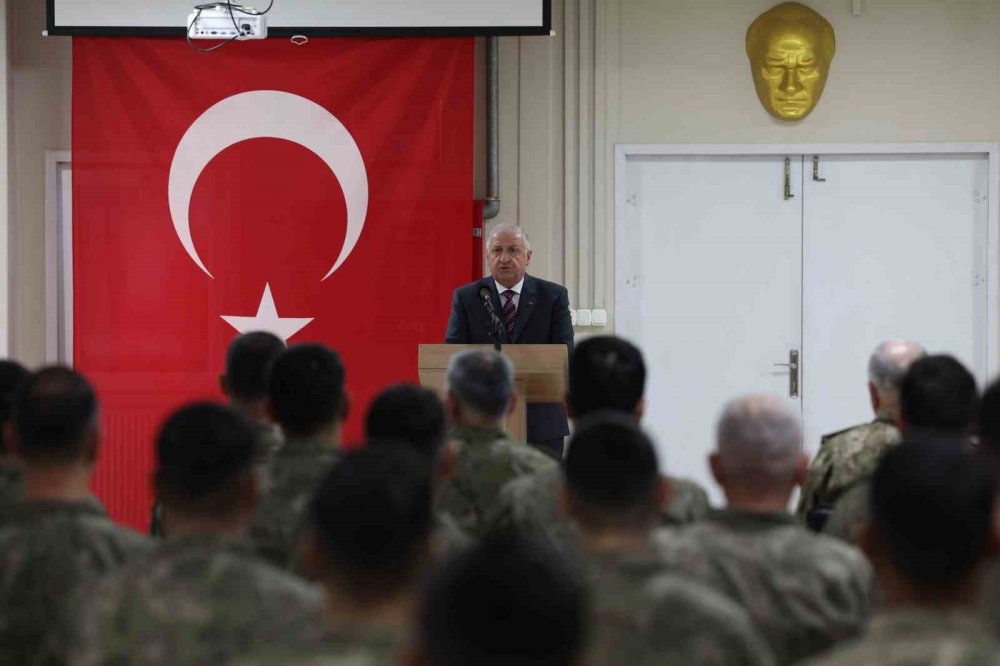 Cumhurbaşkanı Erdoğan'dan kahraman Mehmetçiklere yeni yıl kutlaması