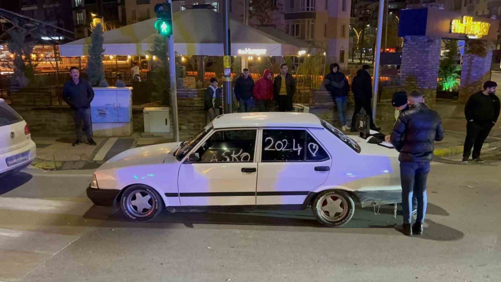 Aksaray'da yakalanan yeni yılın ilk alkollü sürücüsü gazeteciyi polise şikayet etti