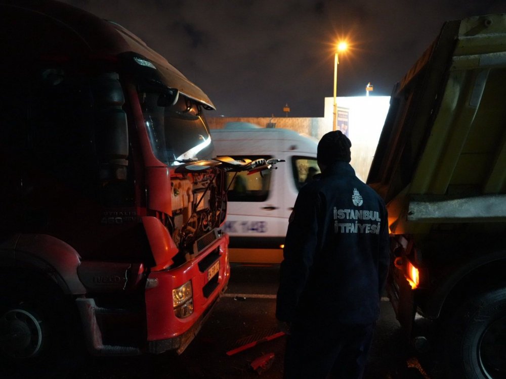 İşe gitmek için yola çıktılar, kazada yaralandılar