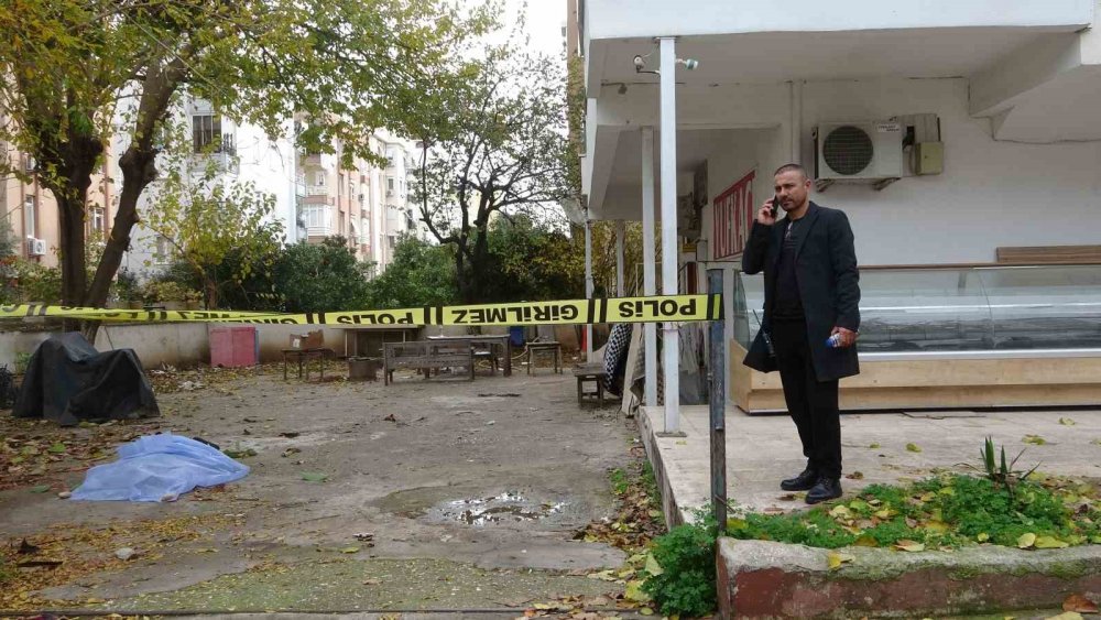 Yatalak kalırım korkusuyla kendini 7. kattan boşluğa bıraktı