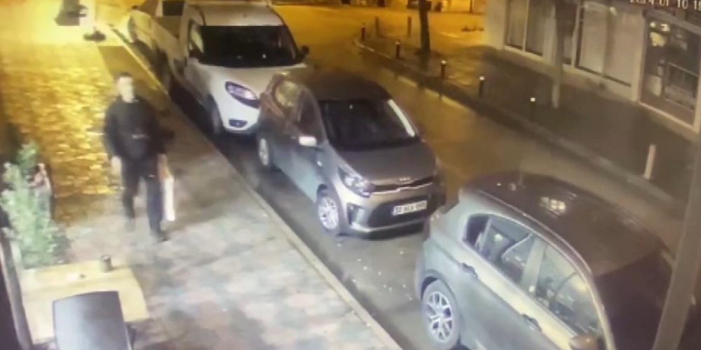 Evden 50 bin TL’lik hırsızlığın keşif anları kamerada