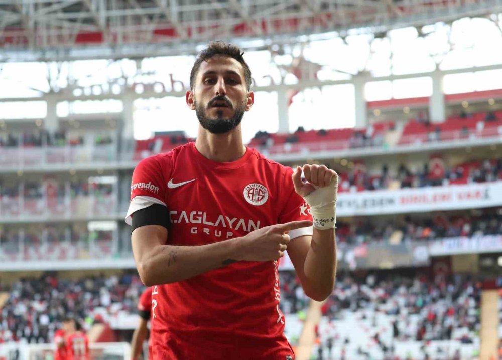 İsrailli Jehezkel’den skandal katliam propogandası! Antalyaspor'dan art arda açıklama