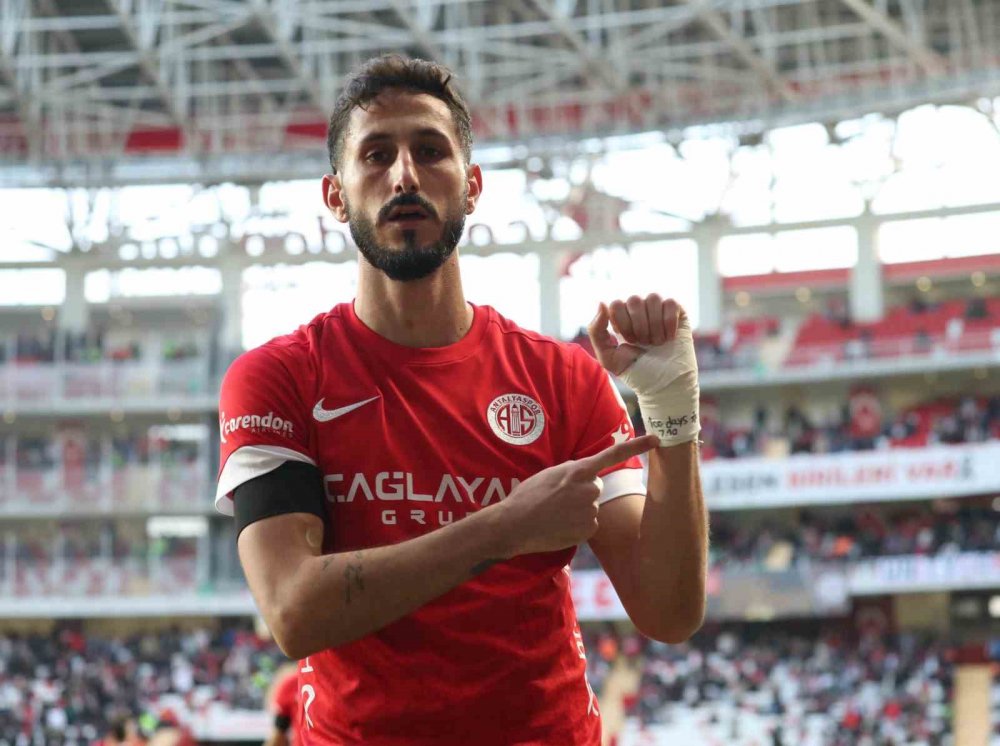 İsrailli Jehezkel’den skandal katliam propogandası! Antalyaspor'dan art arda açıklama