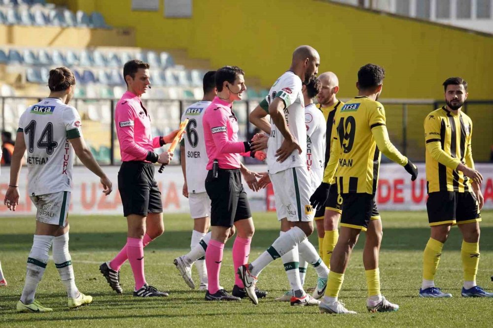 Konyaspor İstanbulspor maçında aradığını bulamadı