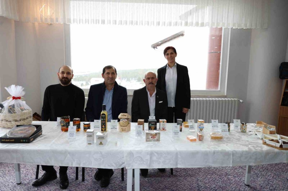 Organik ham propolis özütü tozu Türkiye’de ilk kez Sivas’ta üretildi