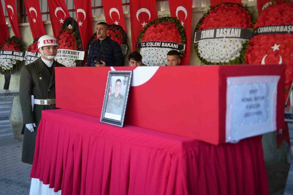 Şehit Kemal Batur’a memleketi Niğde’de hüzünlü veda