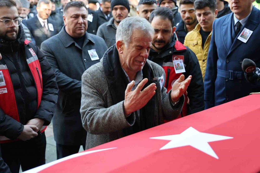 Şehit Muhammed Tunahan Evcin'in cenazesinde gözyaşları sel oldu