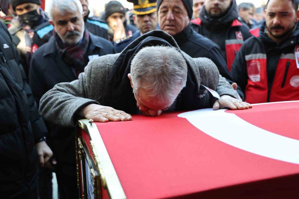 Şehit Muhammed Tunahan Evcin'in cenazesinde gözyaşları sel oldu