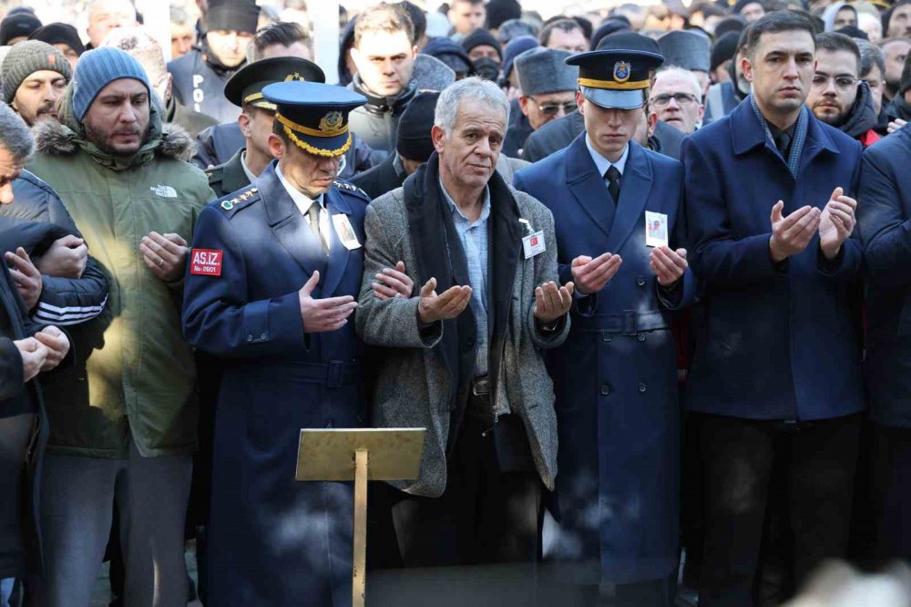 Şehit Muhammed Tunahan Evcin'in cenazesinde gözyaşları sel oldu