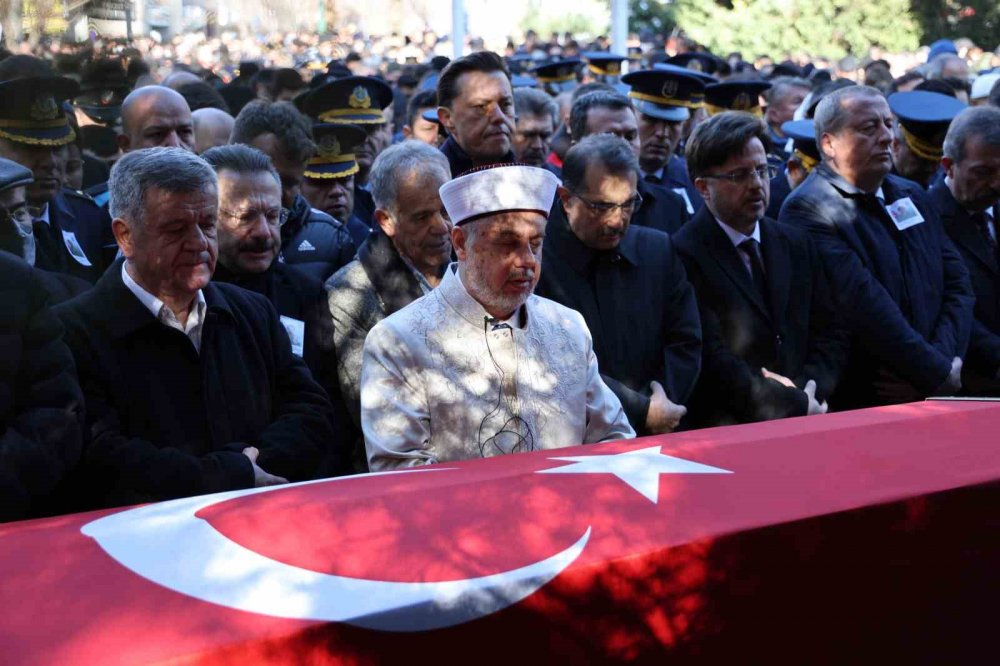 Şehit Muhammed Tunahan Evcin'in cenazesinde gözyaşları sel oldu