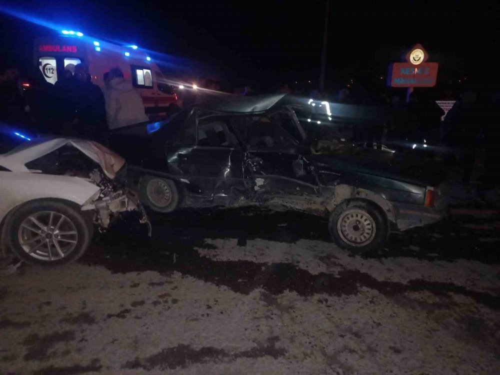 Karapınar'daki kazada yaralanan 2 kişi Konya’ya sevk edildi
