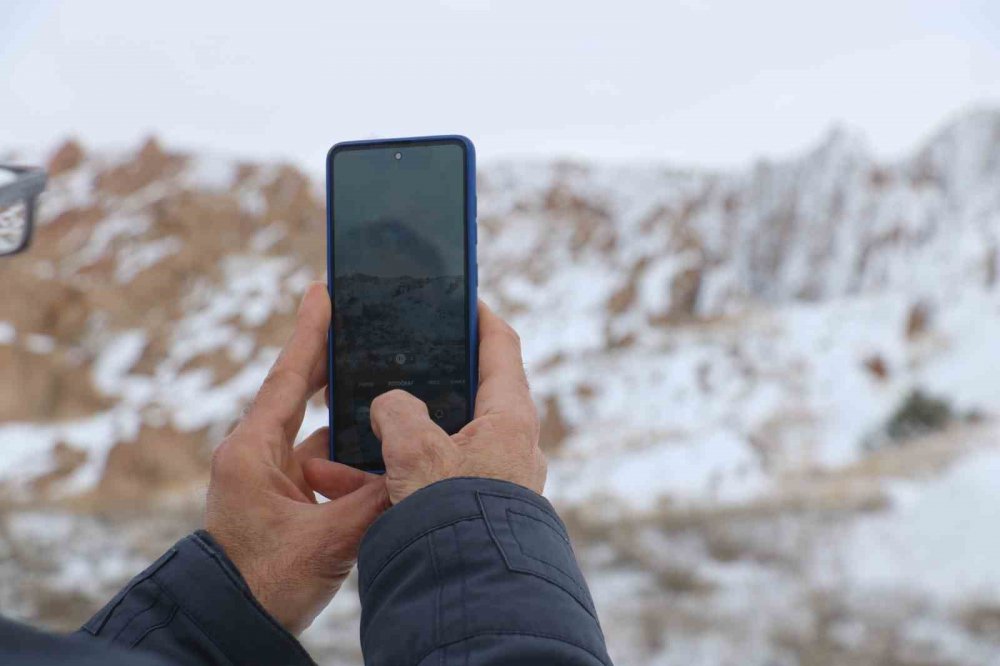 'Dünyadaki Mars' beyaza büründü