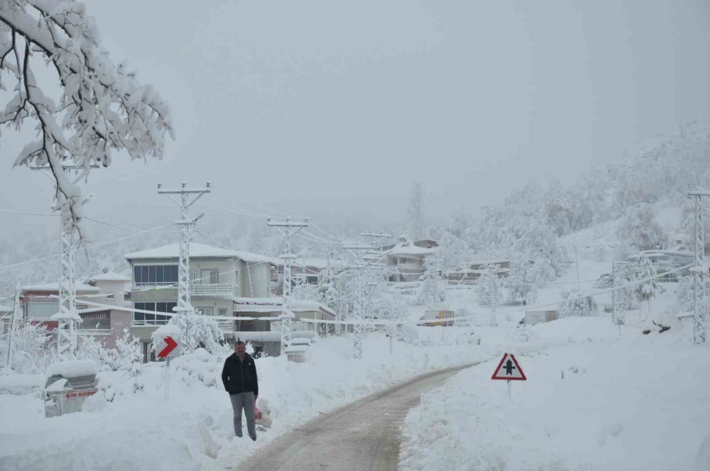 Mersin-Karaman-Konya yolu tır ve çekicilere kapatıldı