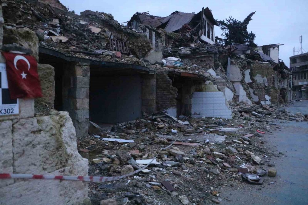 Antakya'nın Kalbi Saray Caddesi Deprem Sonrası Harabeye Döndü