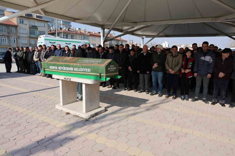 Böcek ilacından zehirlenerek hayatını kaybeden Ahmet'e acı veda