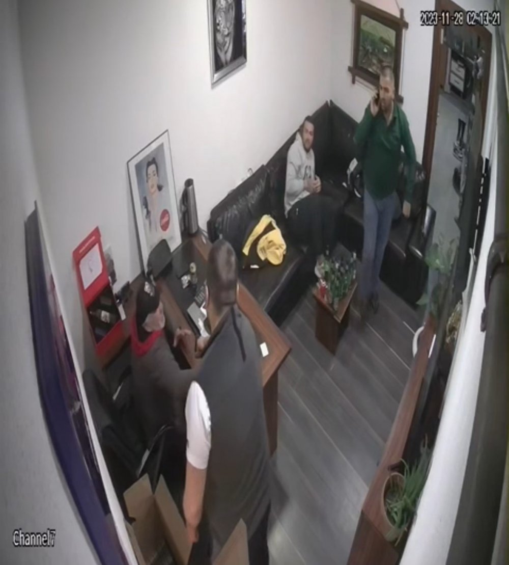 Babasına küfreden adamı silahla vurup darp etti, ifadesinde 'korkutacaktım' dedi