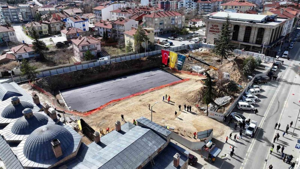 Ilgın'ın çehresi değişiyor! Osmanlı Kent Meydanı'nın temeli atıldı