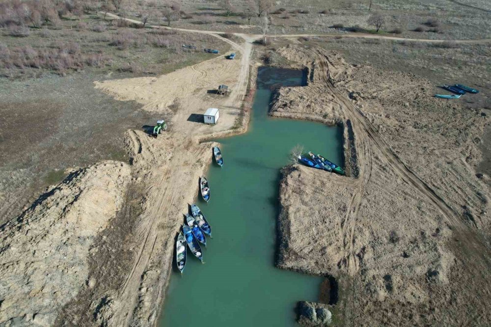 Beyşehir Gölü havadan karadan denetleniyor