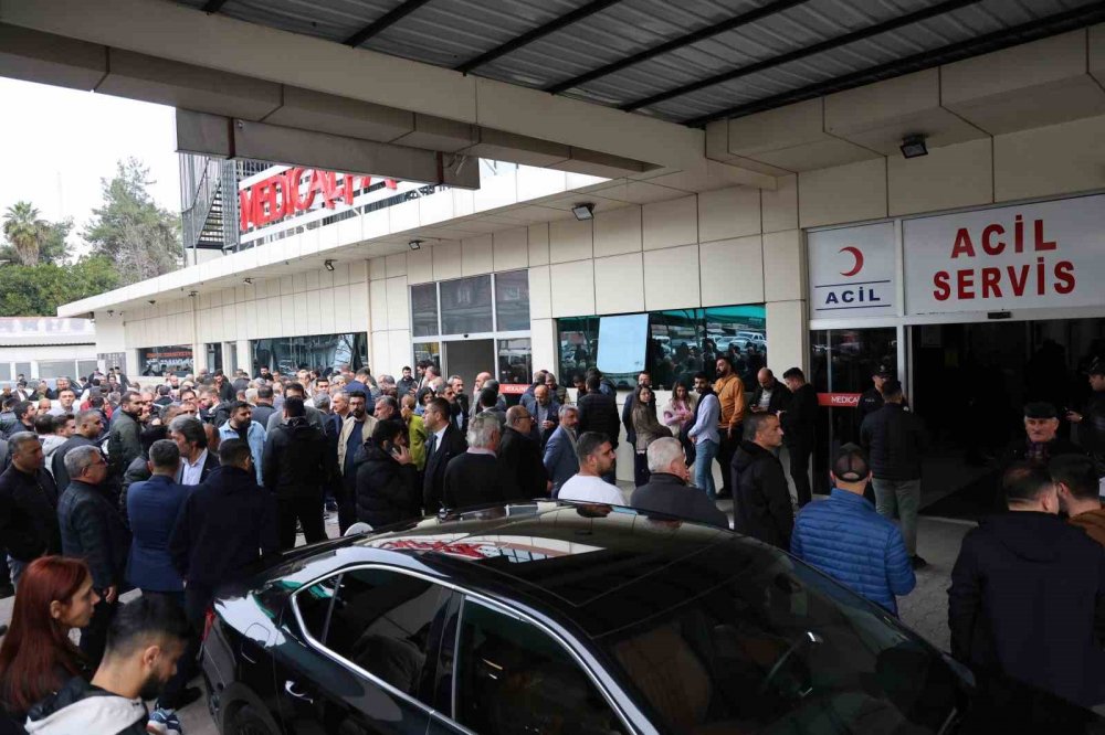 Makamında silahlı saldırıya uğrayan Adana Büyükşehir Belediyesi Özel Kalem vekili hayatını kaybetti