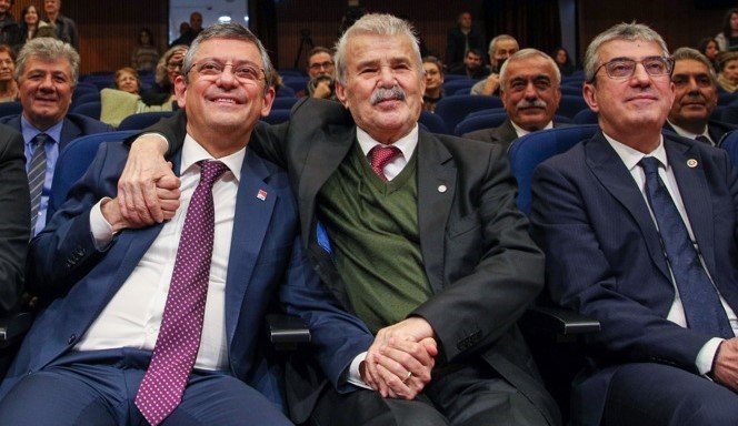 Dikili'nin efsane başkanı 'umutlarım boşa çıktı' diyerek CHP'den istifa etti