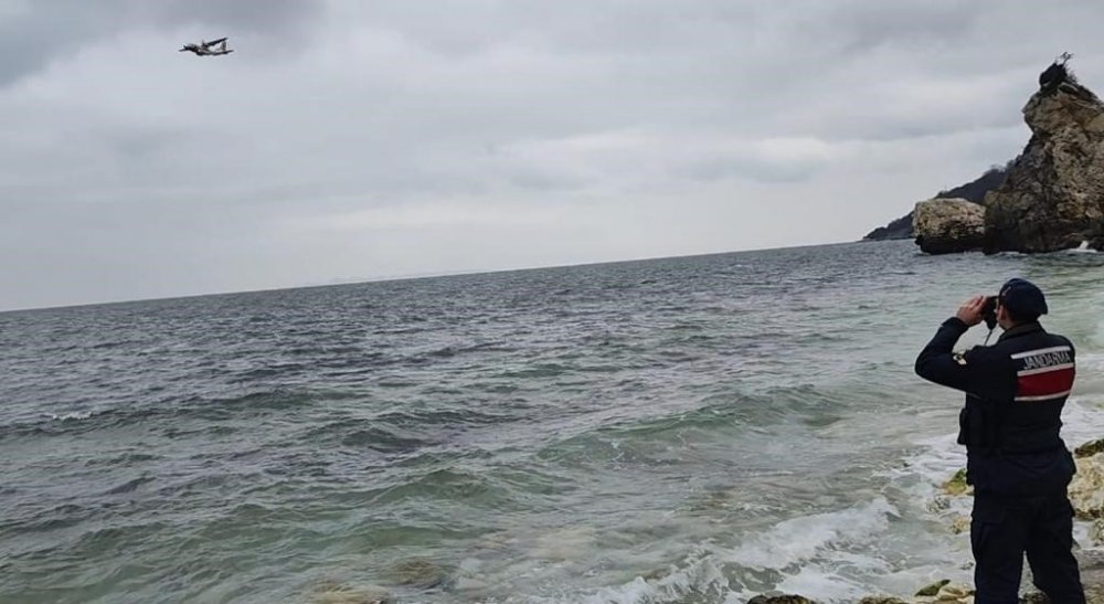 Batan geminin 5. gününde havadan karadan ve denizden aramalar devam ediyor