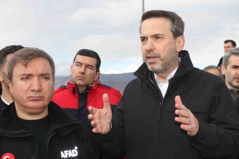 İliç'te Heyelan Riski Nedeniyle Arama Faaliyetleri Durdu