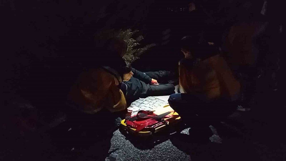 Sosyal medyada başlayan tartışma parkta devam etti: 2 yaralı