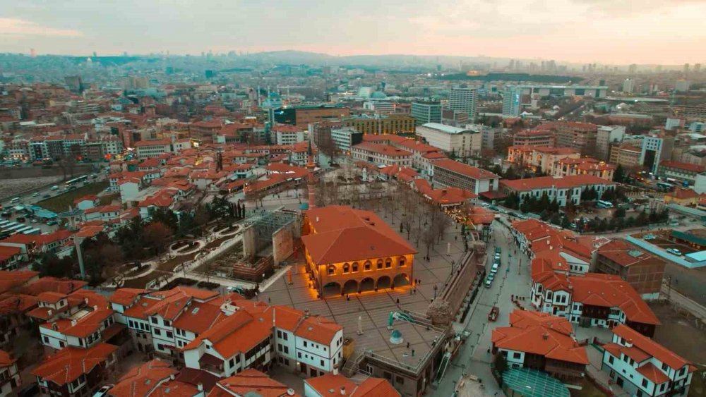 Ankara'nın kartpostallık camileri