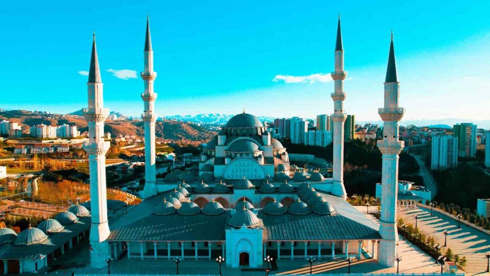 Ankara'nın kartpostallık camileri