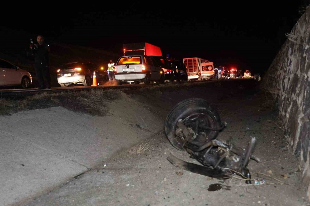 Nevşehir’de kaza üstüne kaza: 3 ölü, 6 yaralı