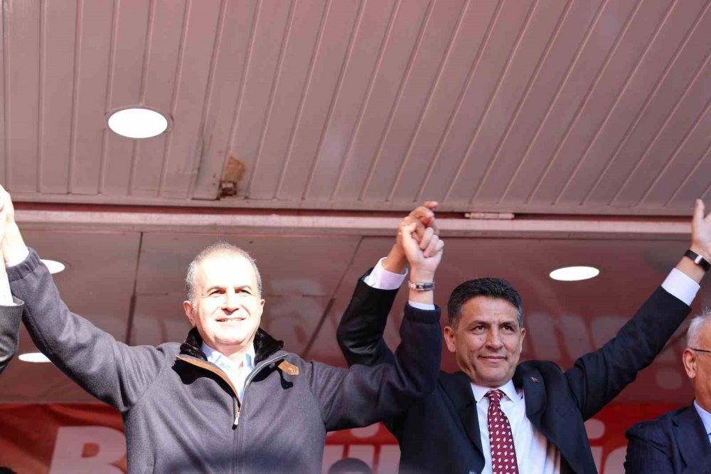 Ömer Çelik: 6'lı masa 16'lı masa gibi