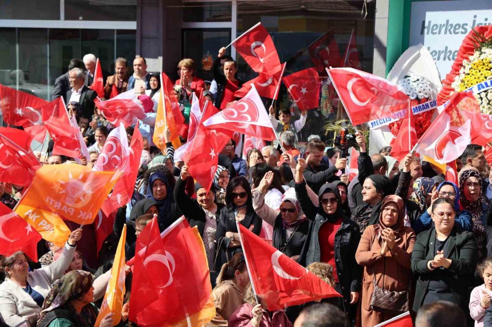 Ömer Çelik: 6'lı masa 16'lı masa gibi