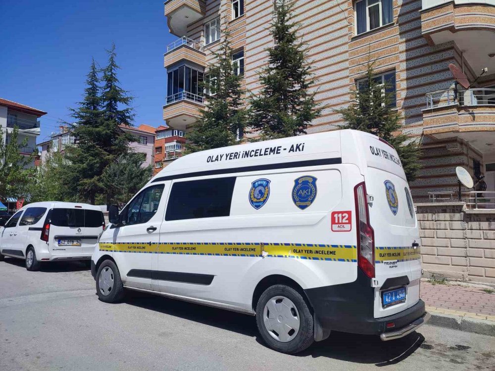 Konya'da Torun, Anneannesini Bıçaklayarak Ağır Yaraladı